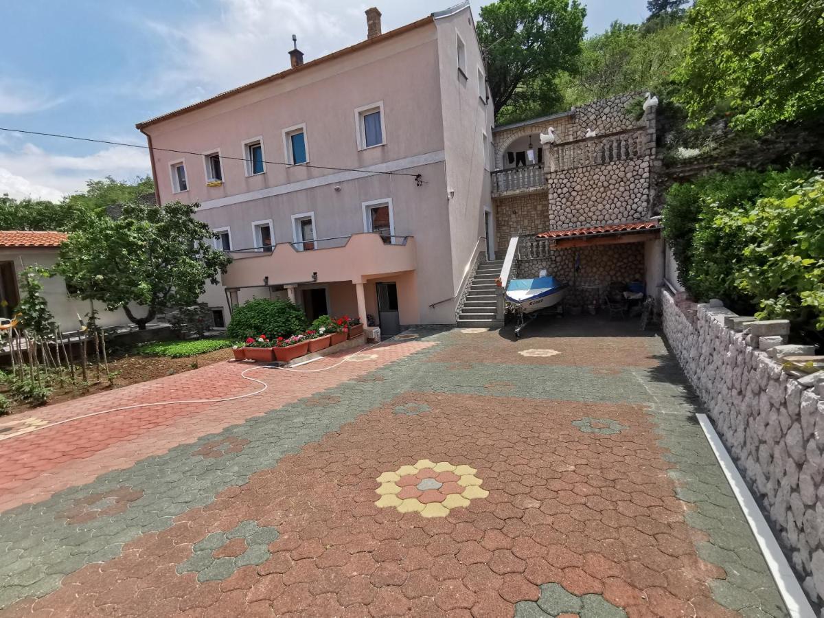 Apartman Pod Nehajem Apartment Senj  Exterior photo
