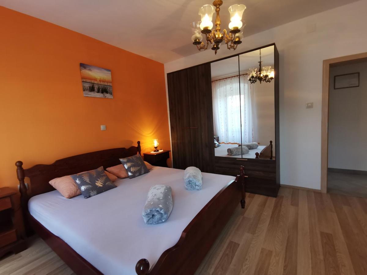 Apartman Pod Nehajem Apartment Senj  Exterior photo