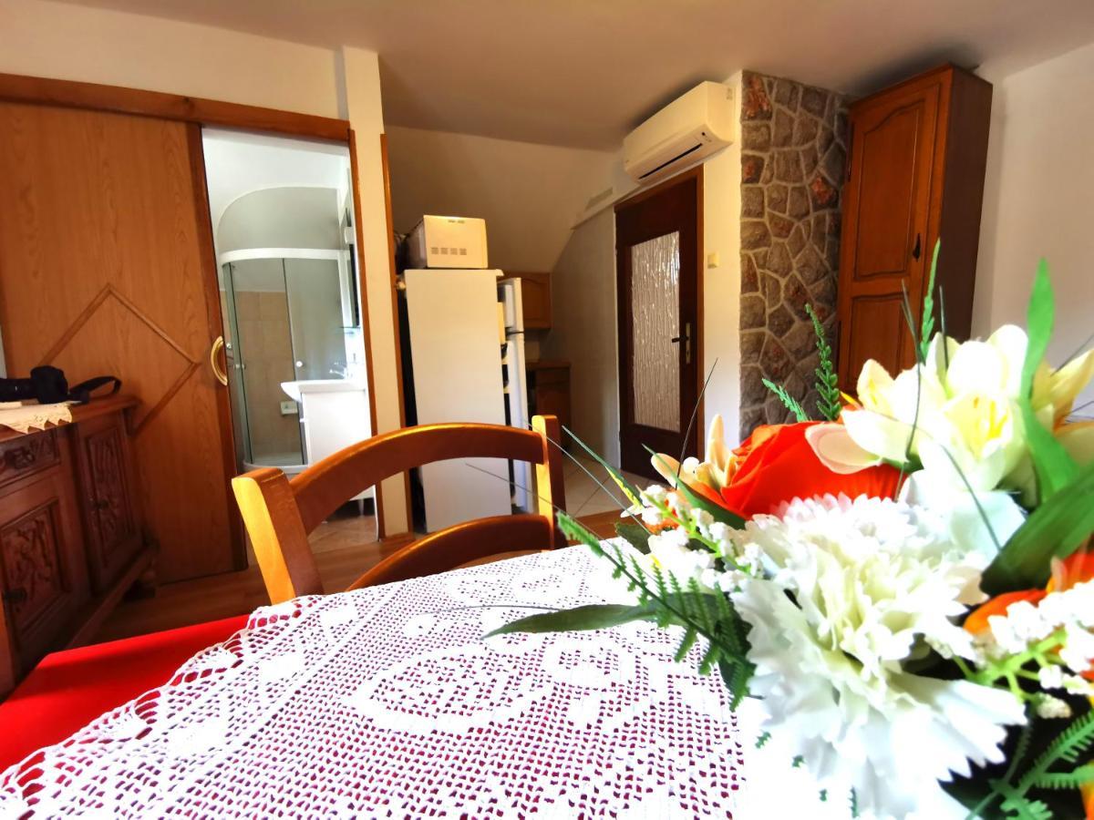 Apartman Pod Nehajem Apartment Senj  Exterior photo