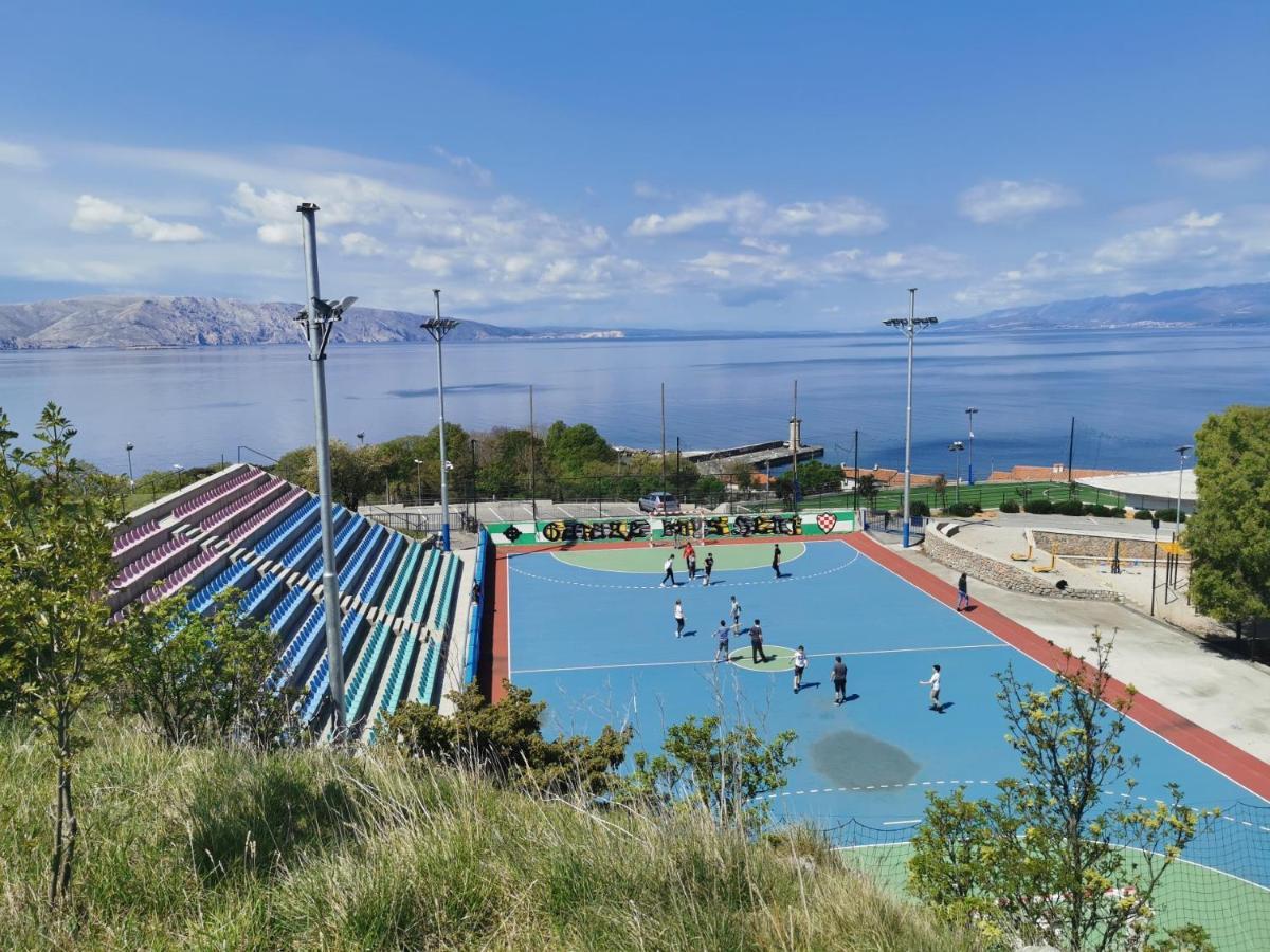 Apartman Pod Nehajem Apartment Senj  Exterior photo