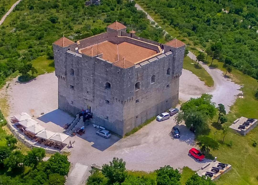 Apartman Pod Nehajem Apartment Senj  Exterior photo